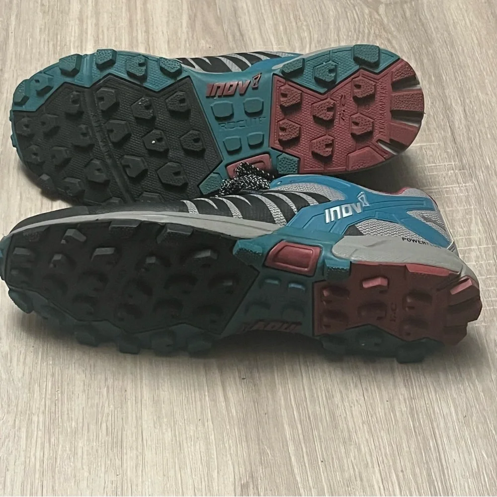 Woman’s Inov-8 RocLite‎ 305 Gortex Trail Running Shoes Sz 8.5 / Men’s Sz 7